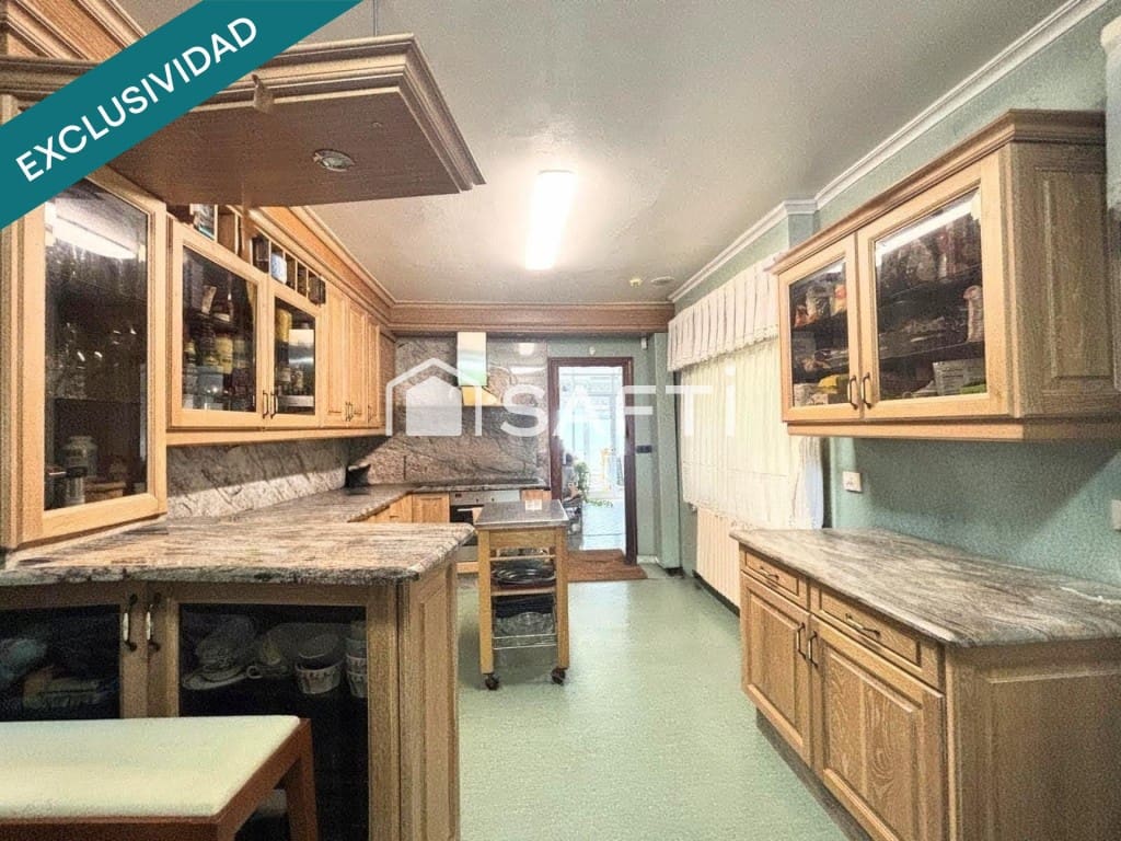 7 camera da letto Villa in vendita in Tomino con piscina garage - 485.000 € (Rif: 9949435)