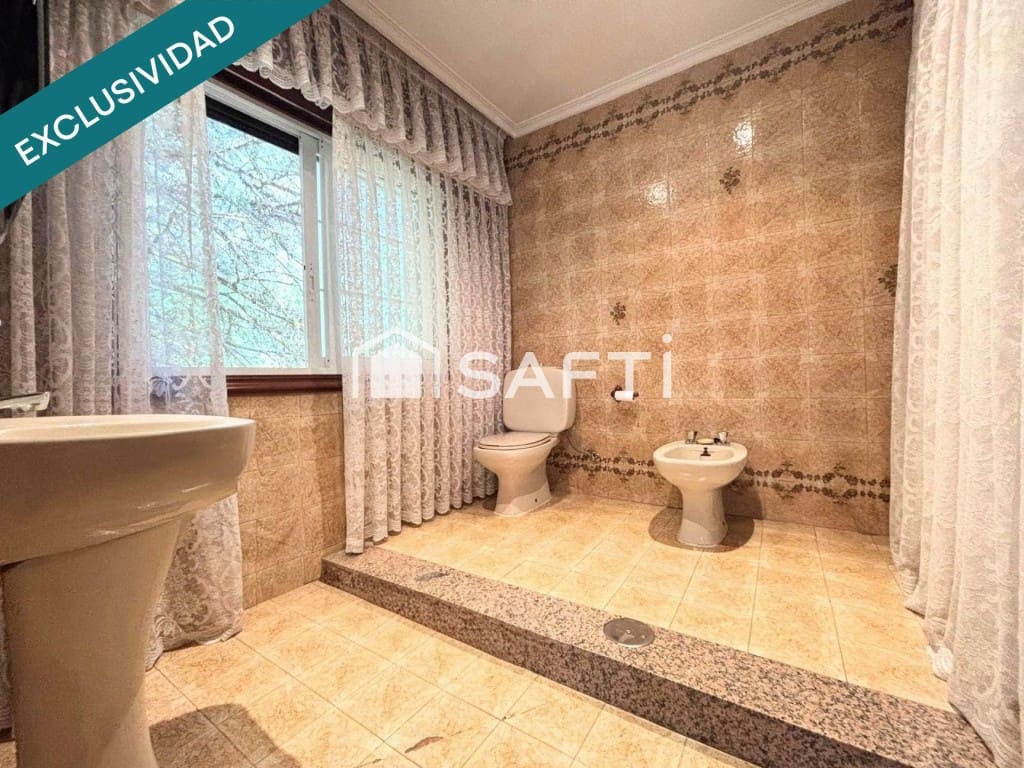 7 camera da letto Villa in vendita in Tomino con piscina garage - 485.000 € (Rif: 9949435)