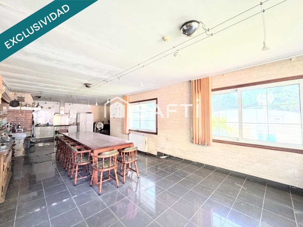 7 camera da letto Villa in vendita in Tomino con piscina garage - 485.000 € (Rif: 9949435)