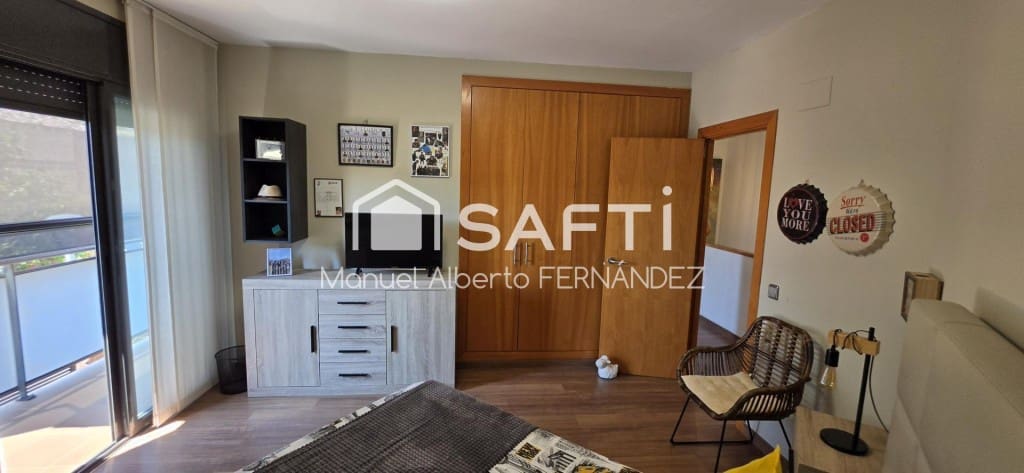 4 sovrum Villa till salu i Lloret de Mar med pool garage - 695 000 € (Ref: 9949436)