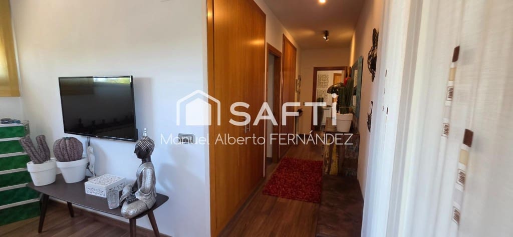 4 sovrum Villa till salu i Lloret de Mar med pool garage - 695 000 € (Ref: 9949436)