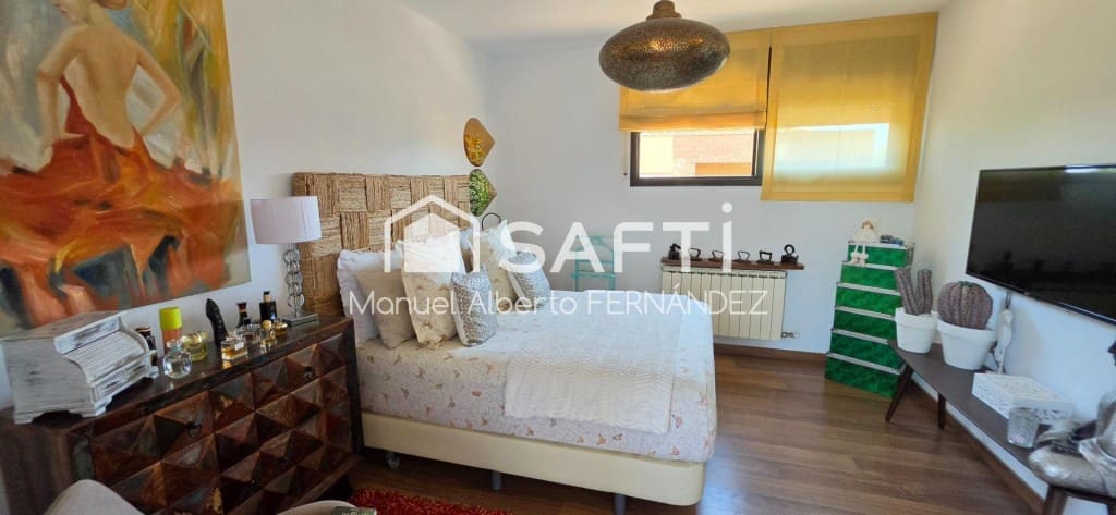 4 sovrum Villa till salu i Lloret de Mar med pool garage - 695 000 € (Ref: 9949436)