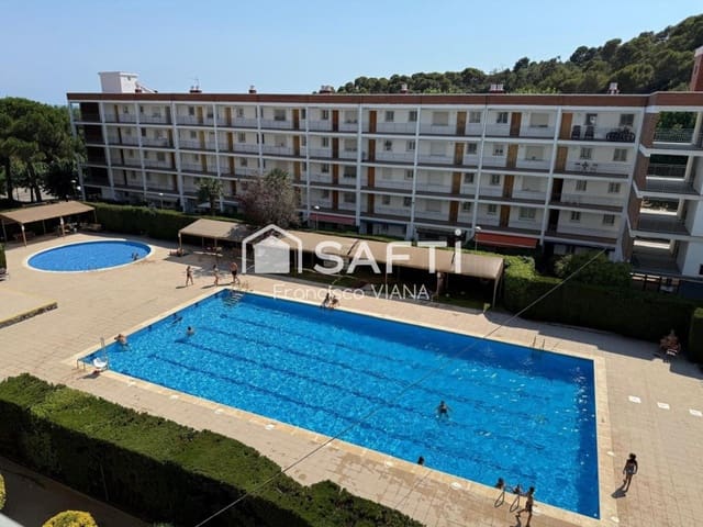 1 chambre Appartement à vendre à Santa Susanna avec piscine - 137 000 € (Ref: 9949437)