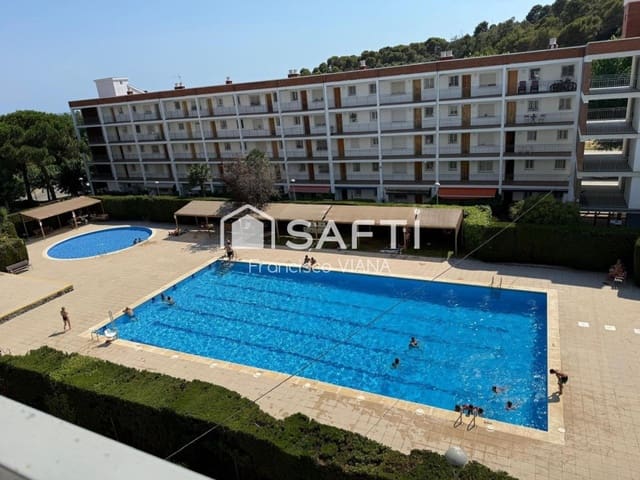 1 chambre Appartement à vendre à Santa Susanna avec piscine - 137 000 € (Ref: 9949437)
