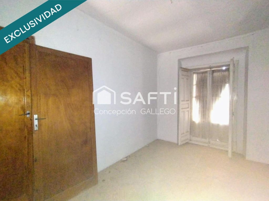 3 soveværelse Villa til salg i Campo de Criptana med garage - € 120.000 (Ref: 9949439)