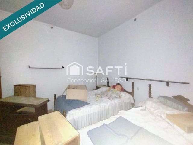 3 soveværelse Villa til salg i Campo de Criptana med garage - € 120.000 (Ref: 9949439)