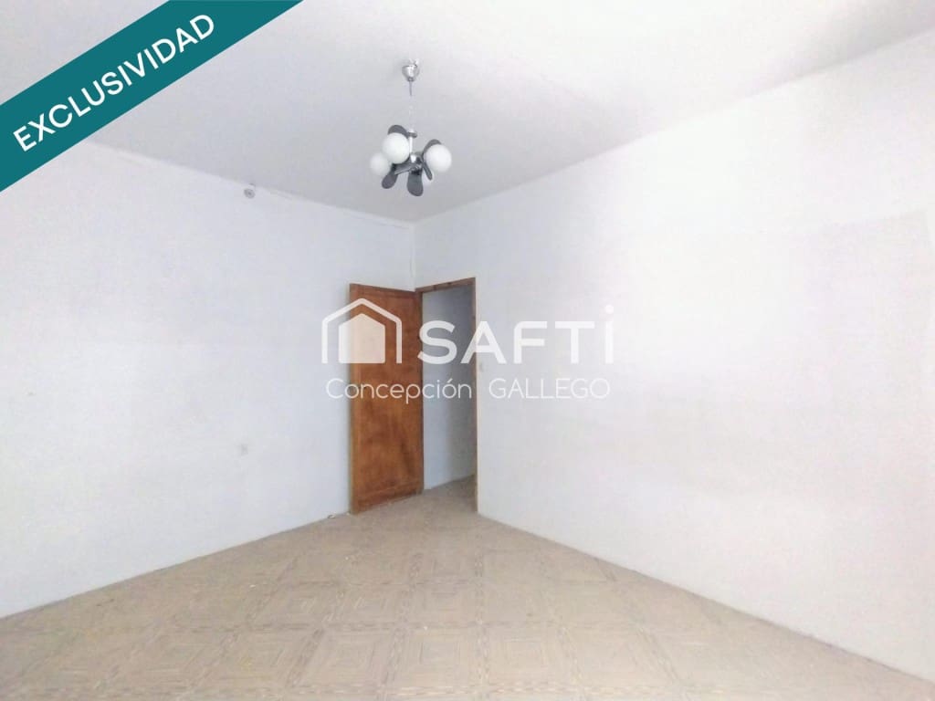 3 soveværelse Villa til salg i Campo de Criptana med garage - € 120.000 (Ref: 9949439)