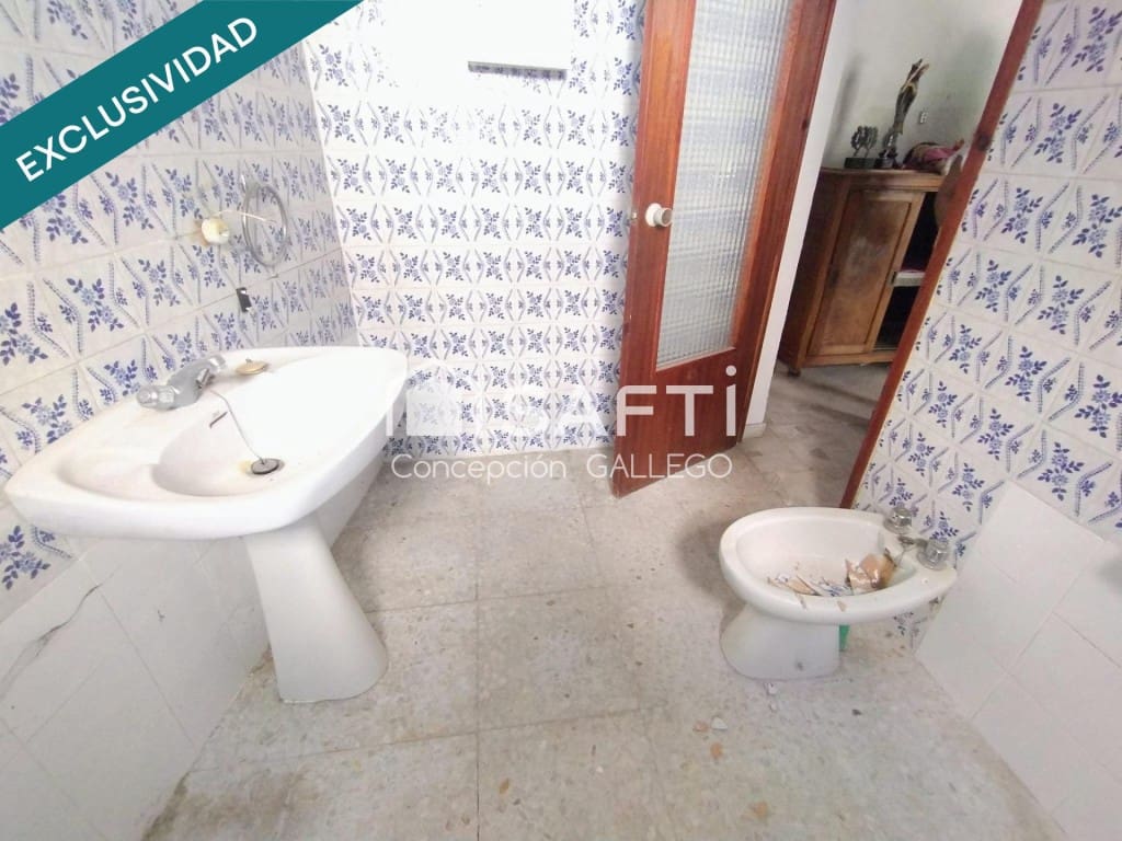 3 soveværelse Villa til salg i Campo de Criptana med garage - € 120.000 (Ref: 9949439)