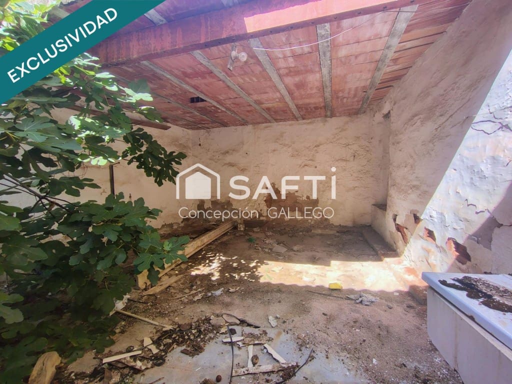 3 soveværelse Villa til salg i Campo de Criptana med garage - € 120.000 (Ref: 9949439)