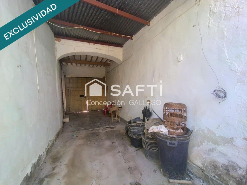 3 soveværelse Villa til salg i Campo de Criptana med garage - € 120.000 (Ref: 9949439)