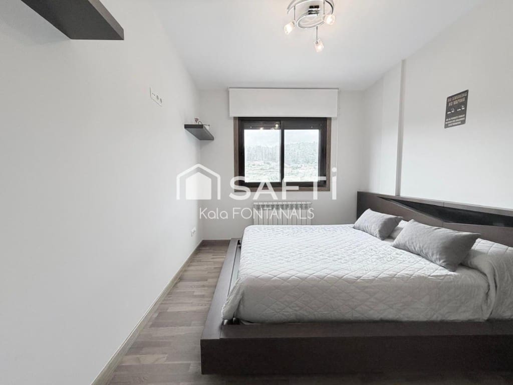 2 sovrum Lägenhet till salu i Poio - 224 000 € (Ref: 9949444)