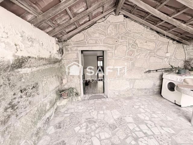 4 sovrum Finca/Hus på landet till salu i Samieira, Poio med pool garage - 180 000 € (Ref: 9949445)