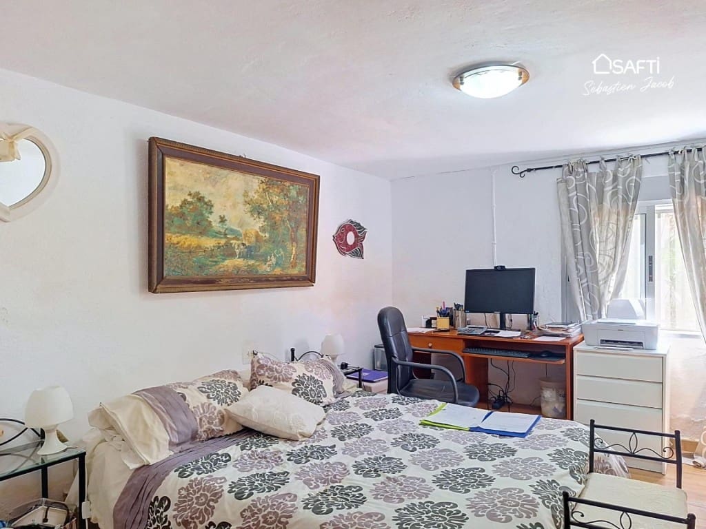 Finca/Casa Rural de 6 habitaciones en Oliva en venta con piscina - 320.000 € (Ref: 9949450)