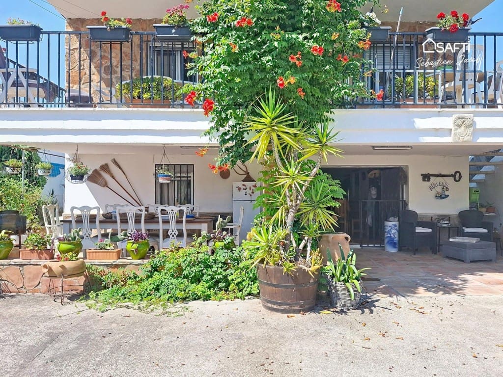 Finca/Casa Rural de 6 habitaciones en Oliva en venta con piscina - 320.000 € (Ref: 9949450)