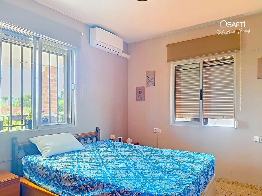 Finca/Casa Rural de 6 habitaciones en Oliva en venta con piscina - 320.000 € (Ref: 9949450)