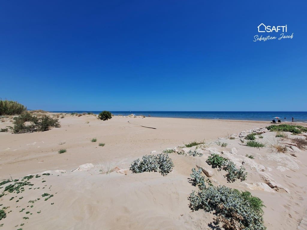 Finca/Casa Rural de 6 habitaciones en Oliva en venta con piscina - 320.000 € (Ref: 9949450)