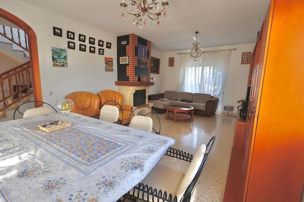 6 makuuhuone Huvila myytävänä paikassa Macanet de la Selva - 445 000 € (Ref: 9952328)