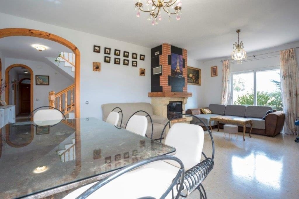 6 makuuhuone Huvila myytävänä paikassa Macanet de la Selva - 445 000 € (Ref: 9952328)