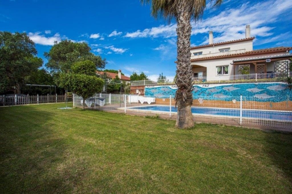 6 makuuhuone Huvila myytävänä paikassa Macanet de la Selva - 445 000 € (Ref: 9952328)