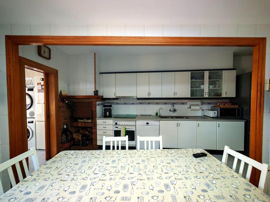 4 soverom Villa til salgs i Breda med garasje - € 329 000 (Ref: 9952329)