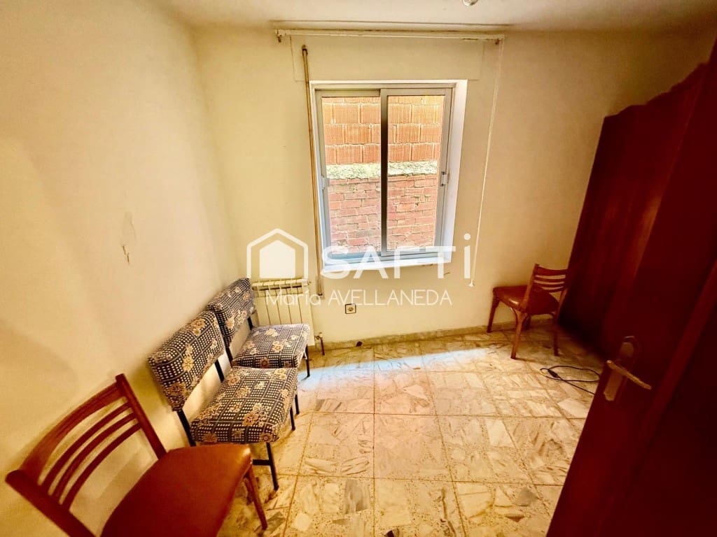 Toimisto myytävänä paikassa Villaquejida - 98 000 € (Ref: 9952332)