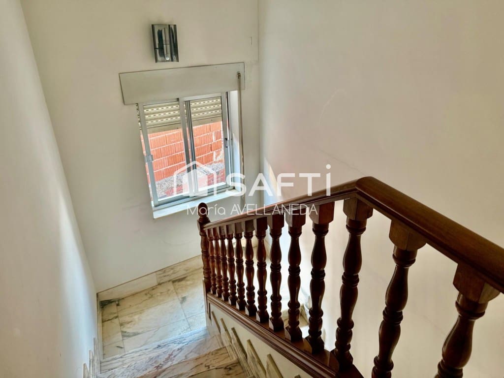 Toimisto myytävänä paikassa Villaquejida - 98 000 € (Ref: 9952332)