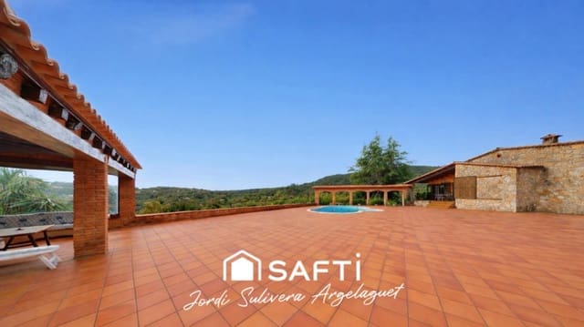 4 slaapkamer Villa te koop in Santa Cristina d'Aro met zwembad - € 780.000 (Ref: 9952333)