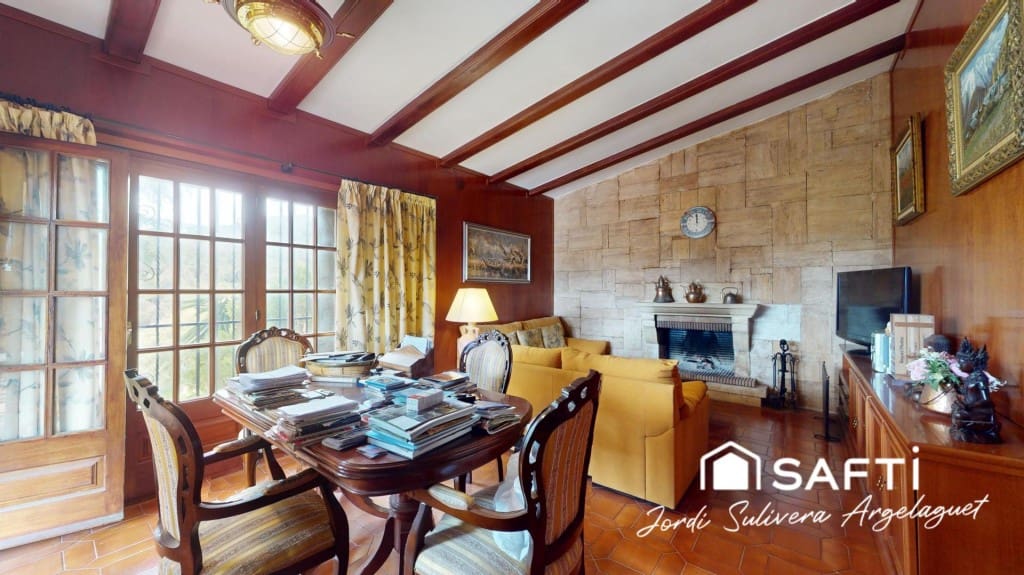 4 slaapkamer Villa te koop in Santa Cristina d'Aro met zwembad - € 780.000 (Ref: 9952333)