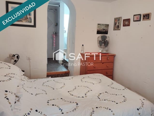3 bedroom Finca/Country House for sale in Gordoncillo - € 75,000 (Ref: 9952334)
