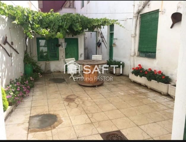 14 quarto Moradia para venda em Santa María del Páramo - 160 000 € (Ref: 9952335)