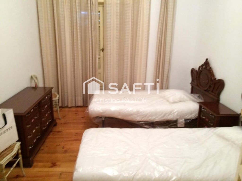 14 quarto Moradia para venda em Santa Maria del Paramo - 160 000 € (Ref: 9952335)