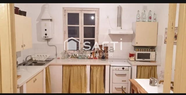 14 quarto Moradia para venda em Santa María del Páramo - 160 000 € (Ref: 9952335)