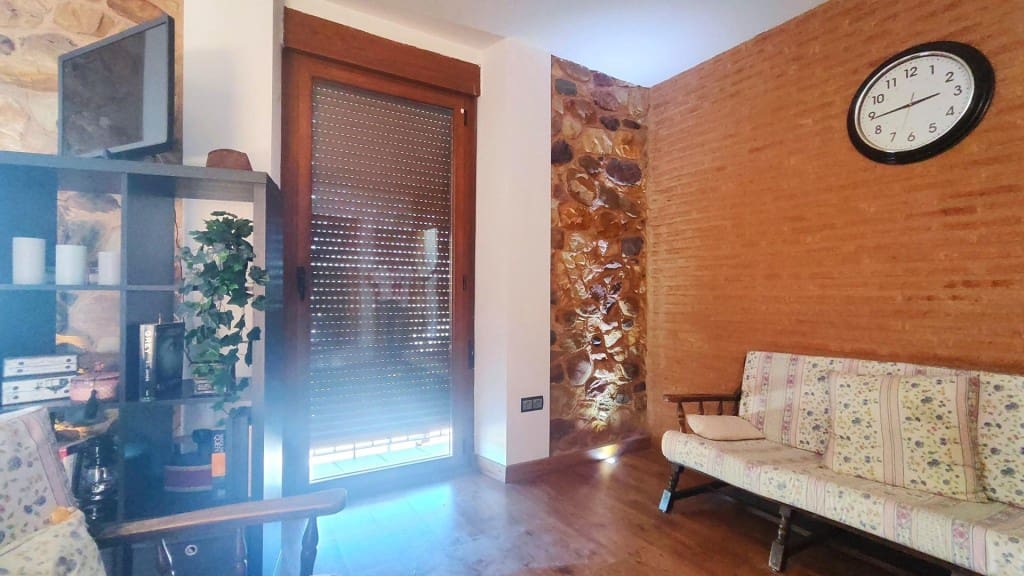 6 sovrum Villa till salu i Cuadros - 299 000 € (Ref: 9952336)