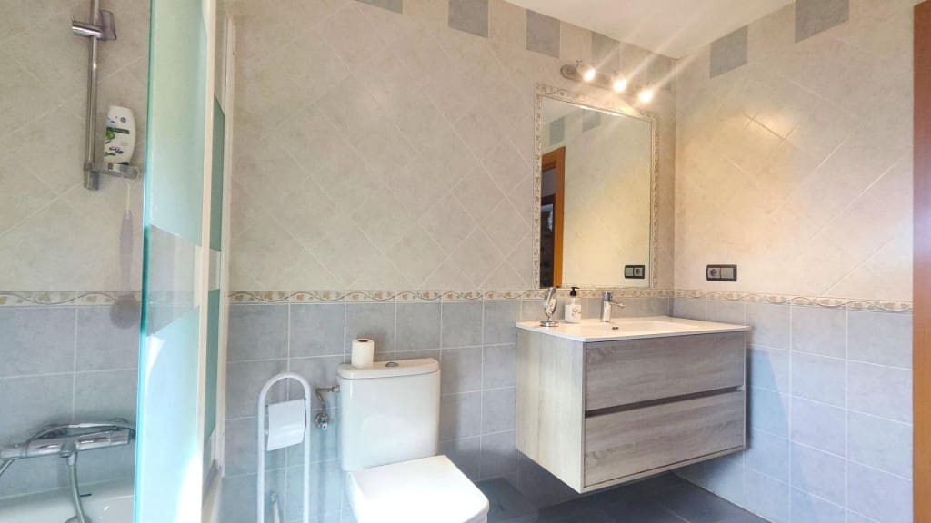 6 sovrum Villa till salu i Cuadros - 299 000 € (Ref: 9952336)