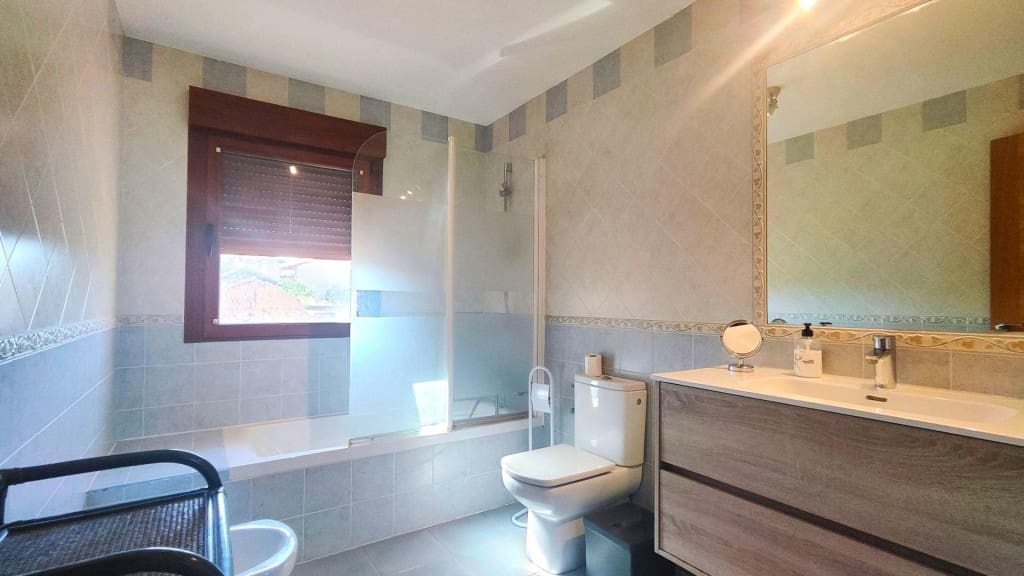 6 sovrum Villa till salu i Cuadros - 299 000 € (Ref: 9952336)