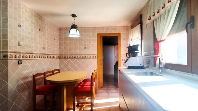 6 sovrum Villa till salu i Cuadros - 299 000 € (Ref: 9952336)