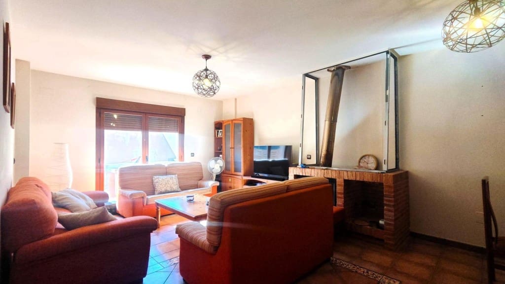 6 sovrum Villa till salu i Cuadros - 299 000 € (Ref: 9952336)