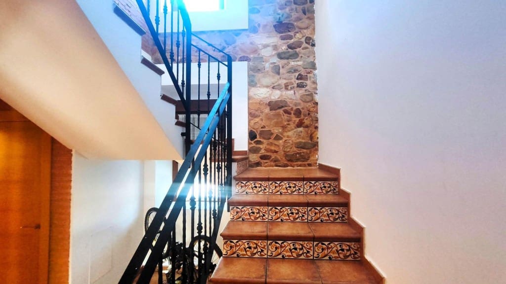 6 sovrum Villa till salu i Cuadros - 299 000 € (Ref: 9952336)