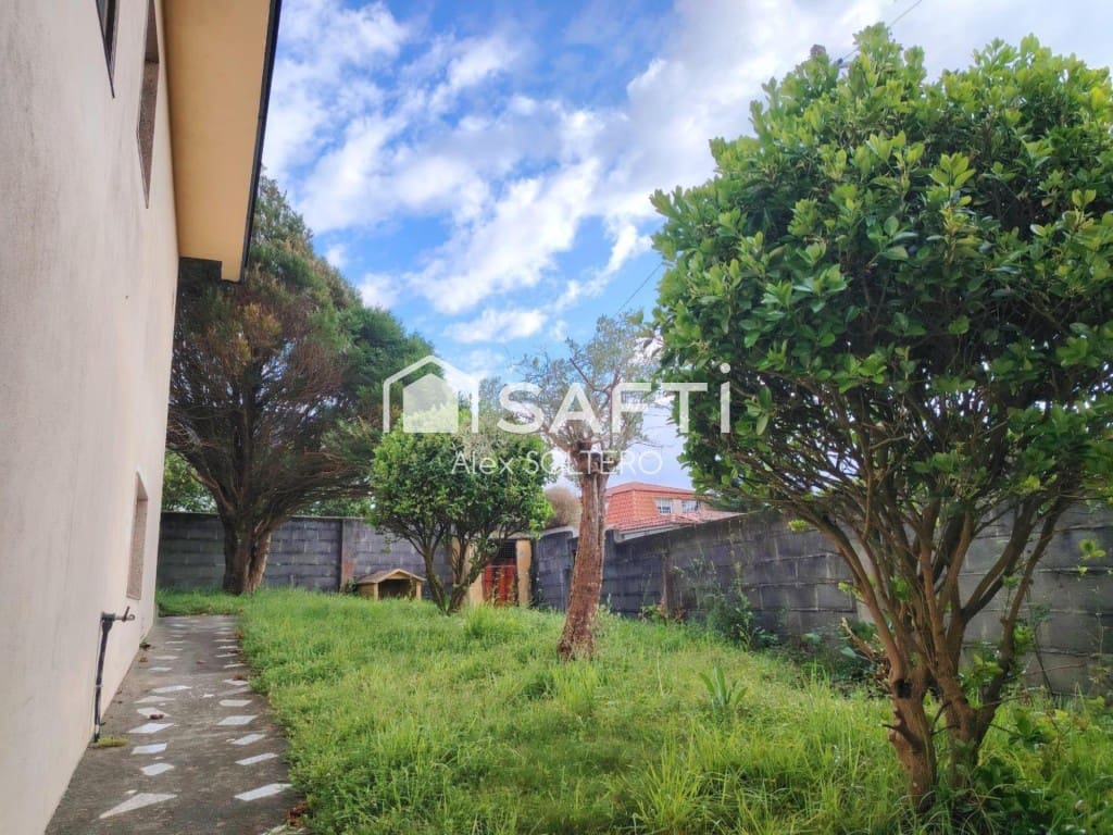 5 soveværelse Villa til leje i Vigo med garage - € 2.300 (Ref: 9952338)
