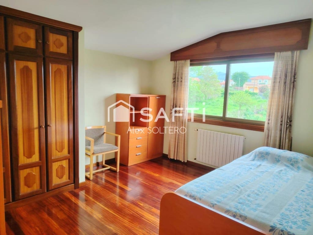 5 soveværelse Villa til leje i Vigo med garage - € 2.300 (Ref: 9952338)