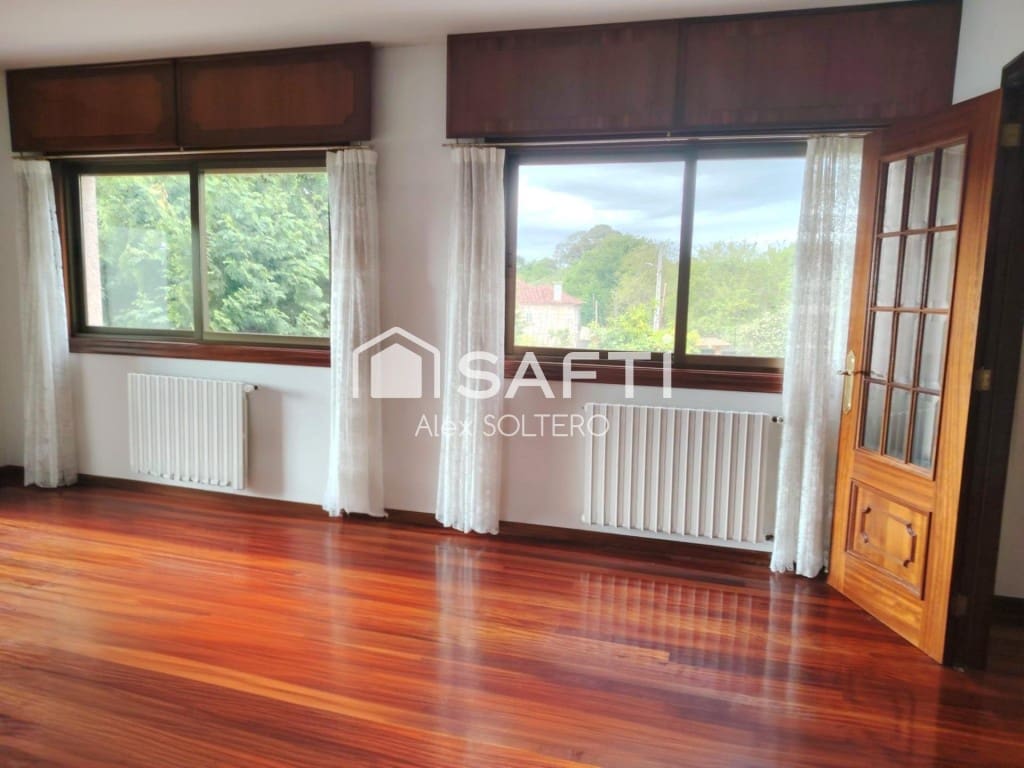 5 soveværelse Villa til leje i Vigo med garage - € 2.300 (Ref: 9952338)