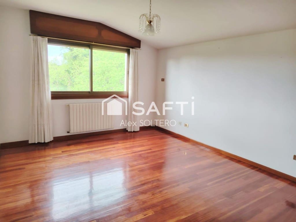 5 soveværelse Villa til leje i Vigo med garage - € 2.300 (Ref: 9952338)