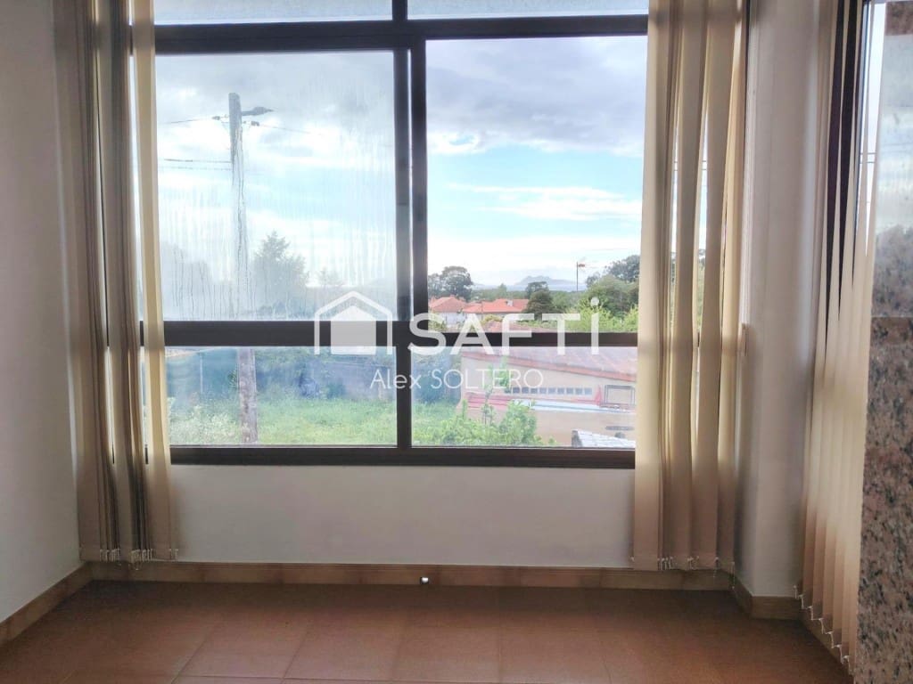 5 soveværelse Villa til leje i Vigo med garage - € 2.300 (Ref: 9952338)