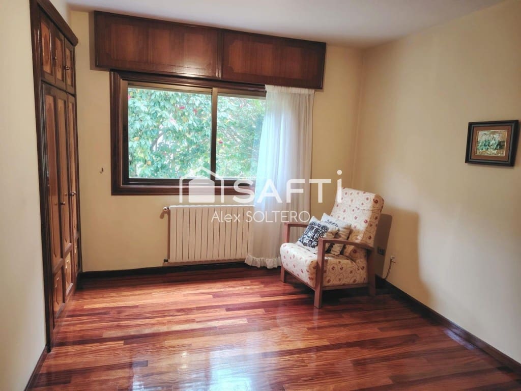5 soveværelse Villa til leje i Vigo med garage - € 2.300 (Ref: 9952338)
