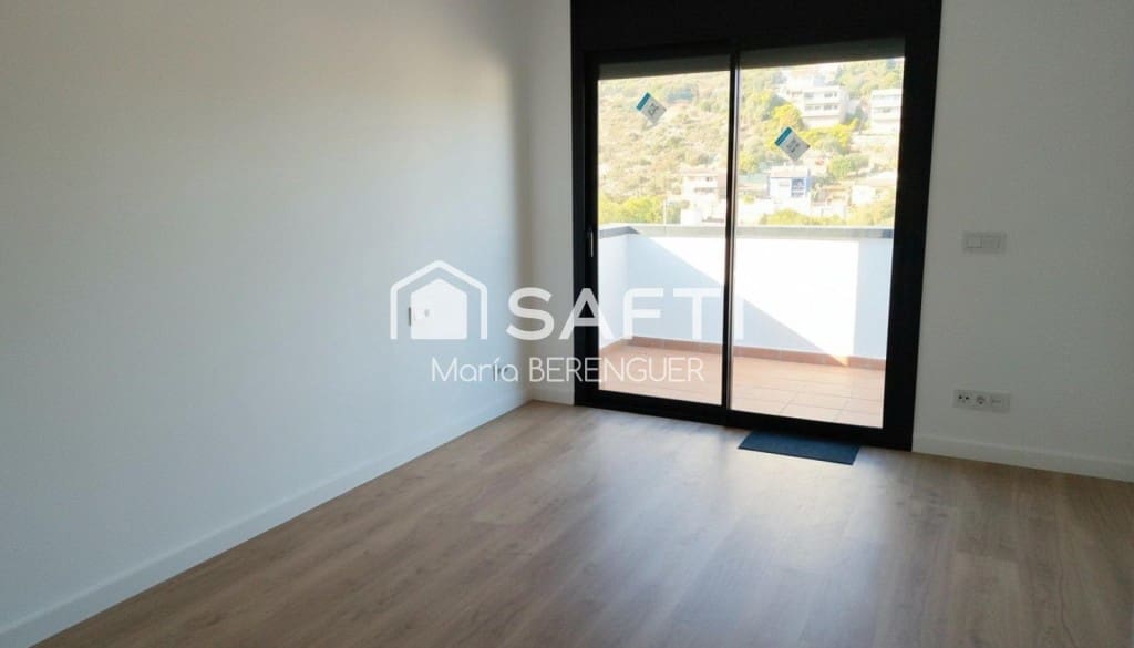 4 soveværelse Villa til salg i Calafell med swimmingpool garage - € 540.000 (Ref: 9952339)