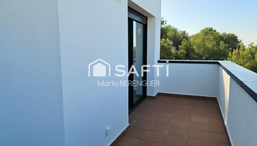 4 soveværelse Villa til salg i Calafell med swimmingpool garage - € 540.000 (Ref: 9952339)