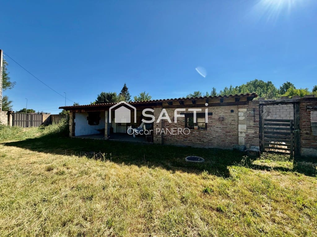 Tomt till salu i Mansilla Mayor - 92 000 € (Ref: 9952340)