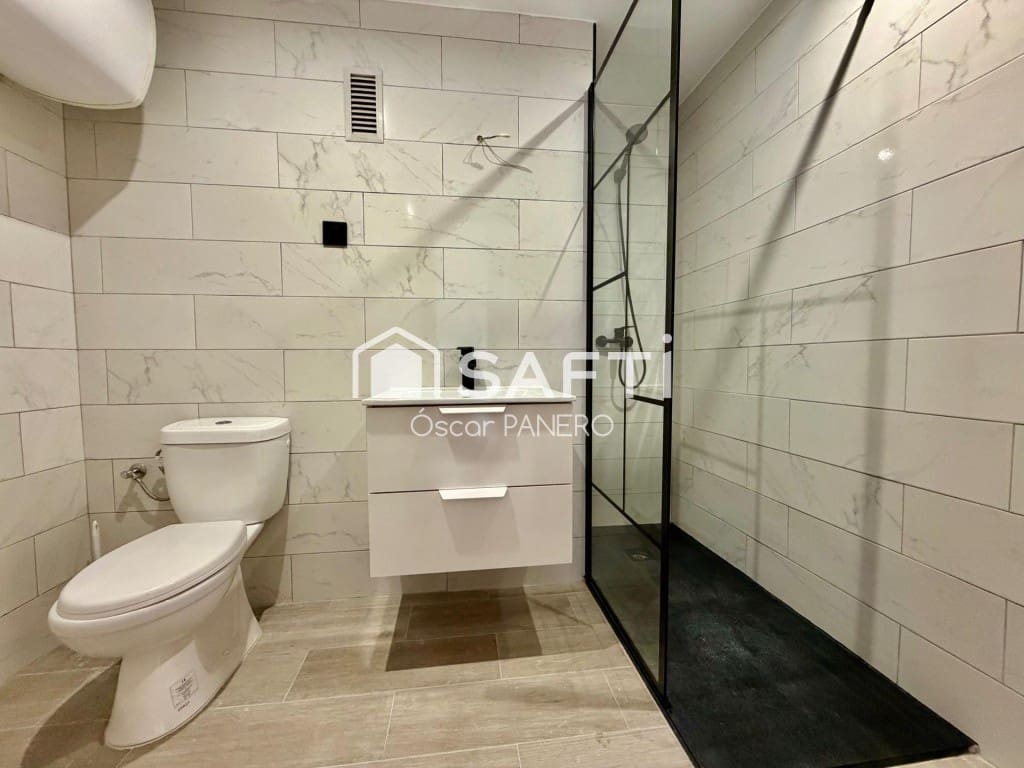 4 slaapkamer Appartement te koop in Leon stad - € 220.000 (Ref: 9952341)