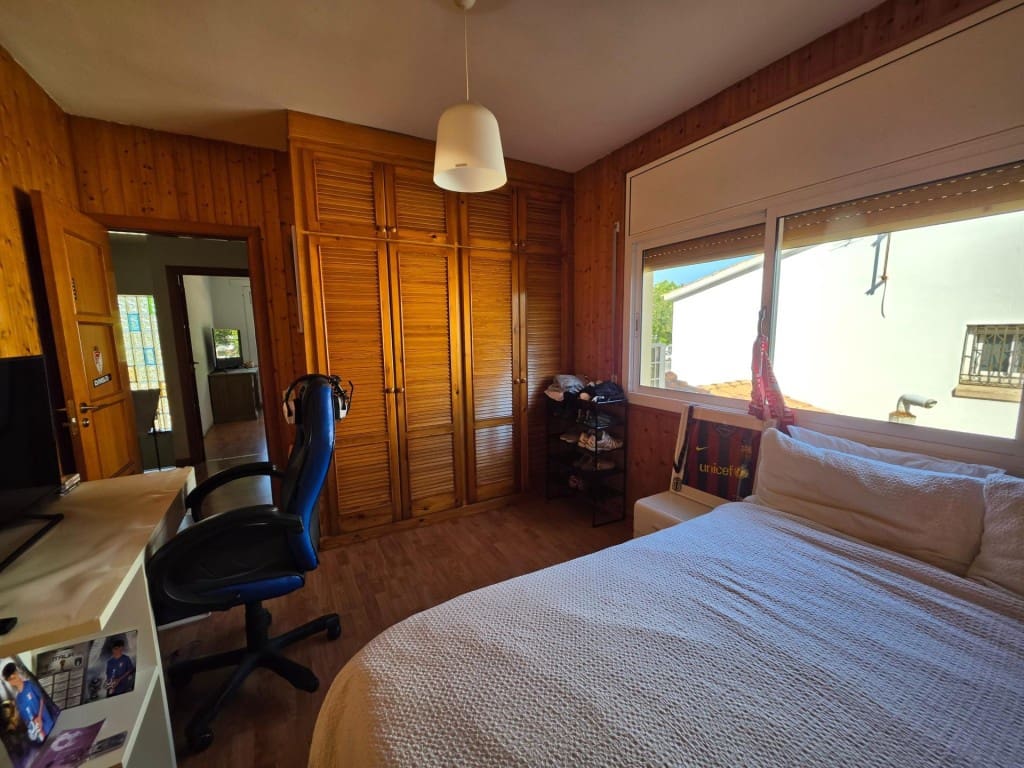 5 sovrum Radhus till salu i Sant Pere de Ribes med pool - 560 000 € (Ref: 9952342)