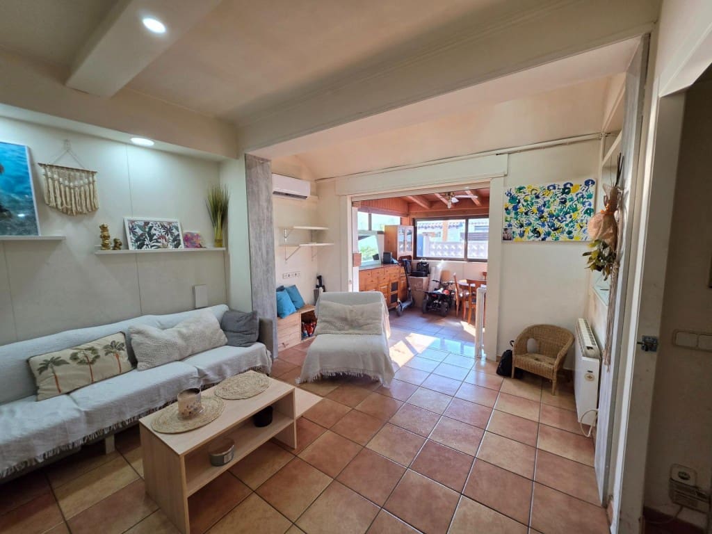 5 sovrum Radhus till salu i Sant Pere de Ribes med pool - 560 000 € (Ref: 9952342)